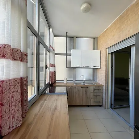 New Bazaar Terrace Tiran