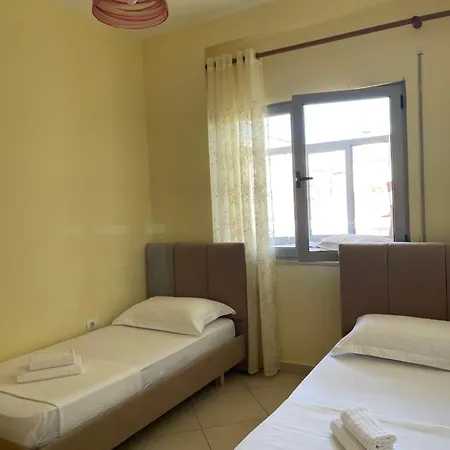 Lägenhet New Bazaar Terrace